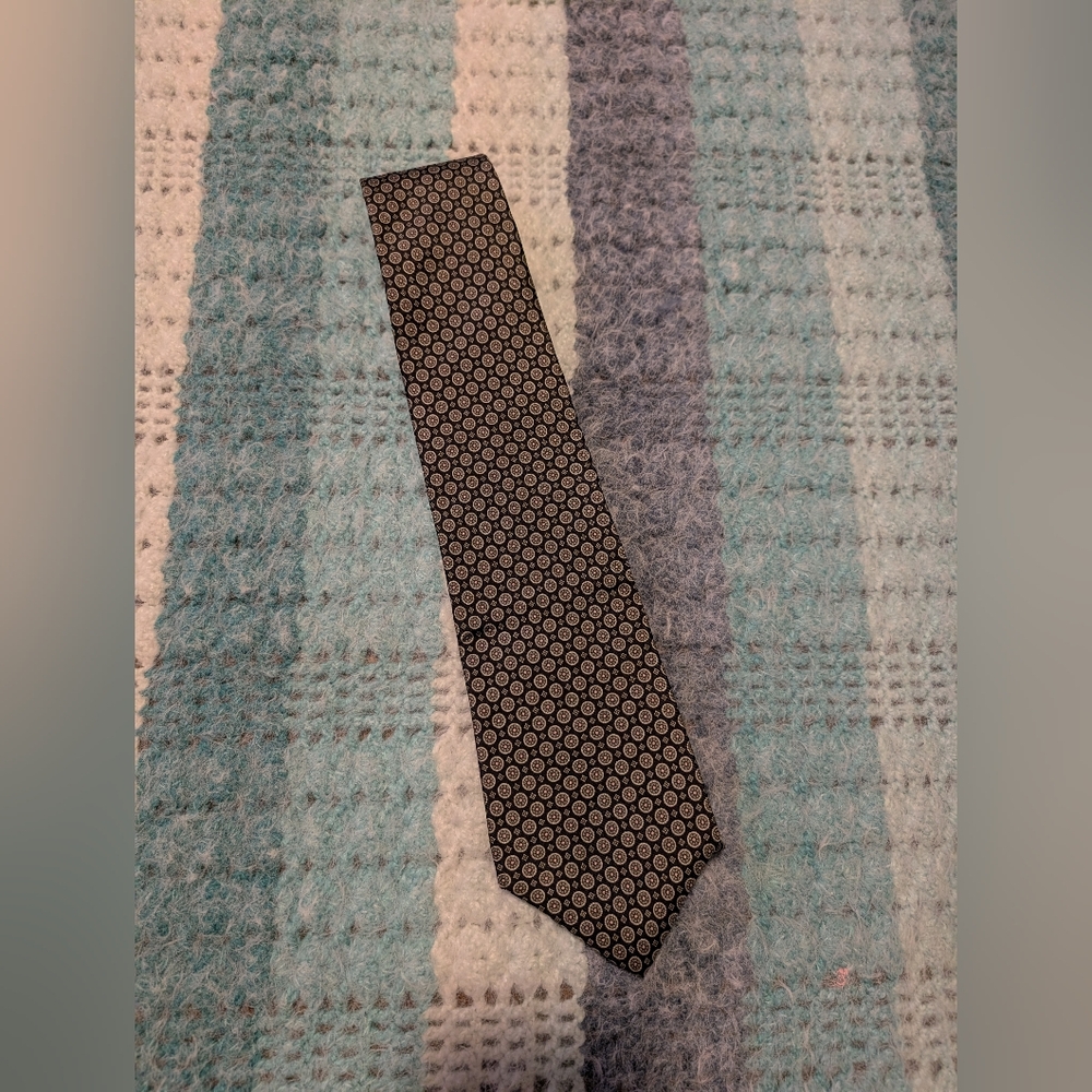 Mario Valentino Classic Black and Gray Patterned Men's Tie 100% Silk